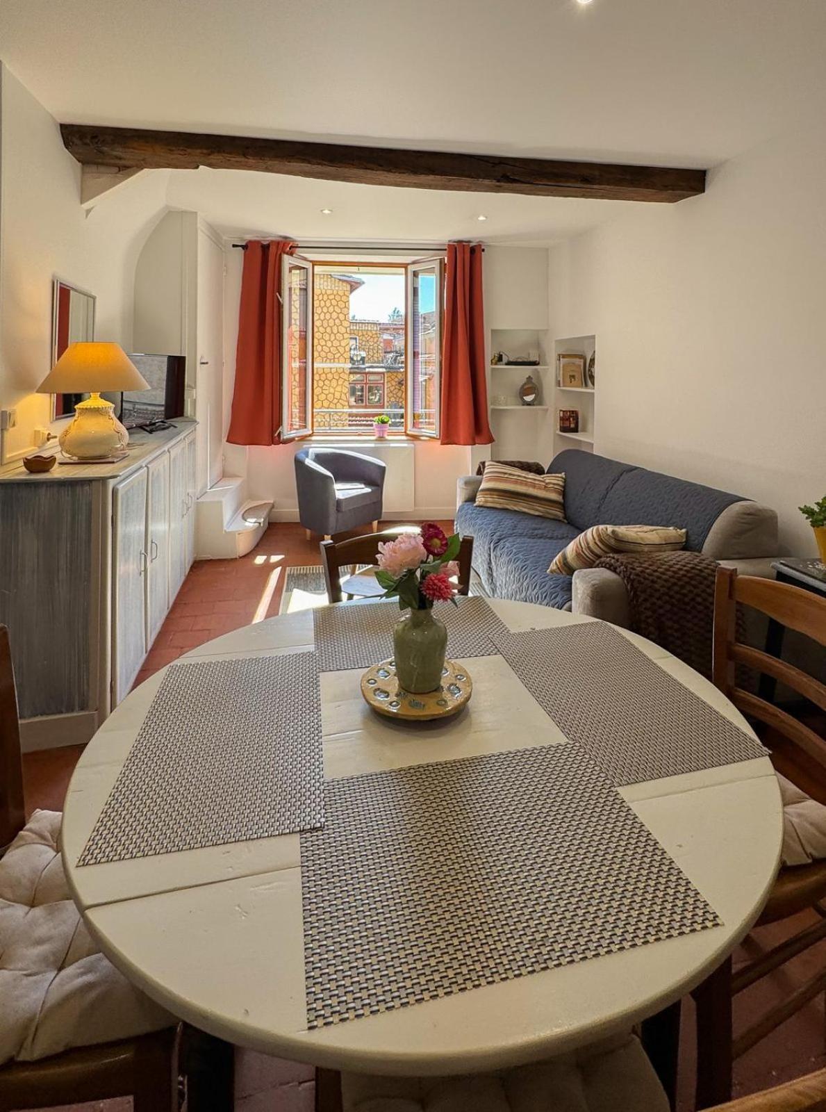 La Petite Maison Noyers-sur-Serein Exterior foto